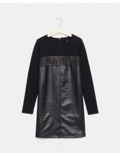 abito con inserti in pelle