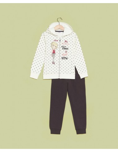 tuta con zip e cappuccio